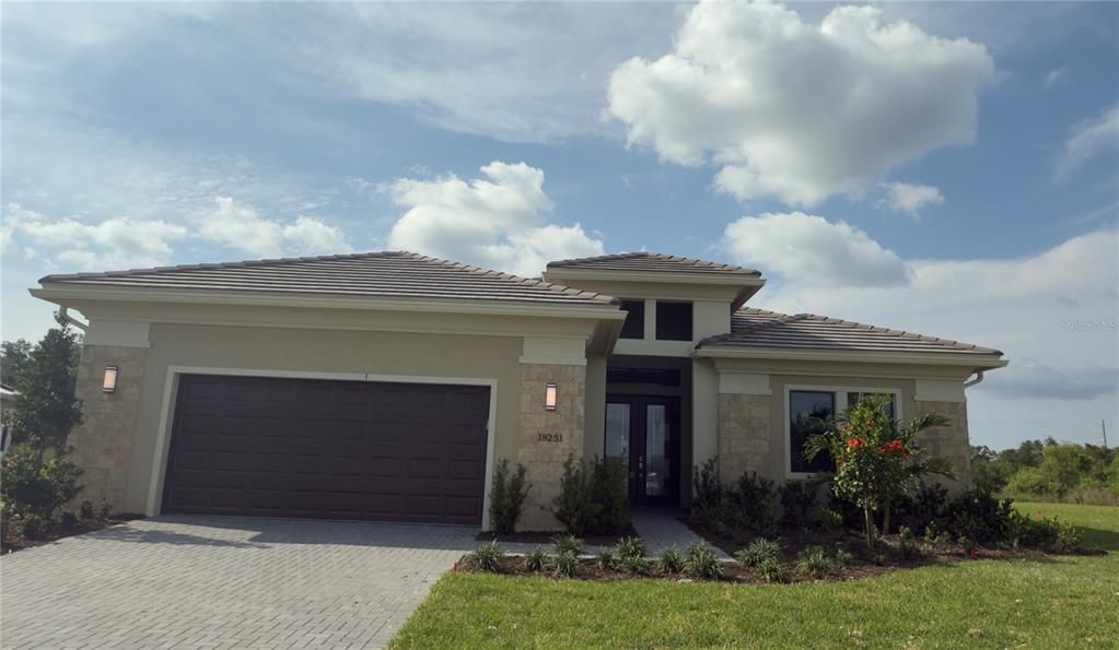 Recently Sold: $1,059,880 (3 beds, 3 baths, 3000 Square Feet)