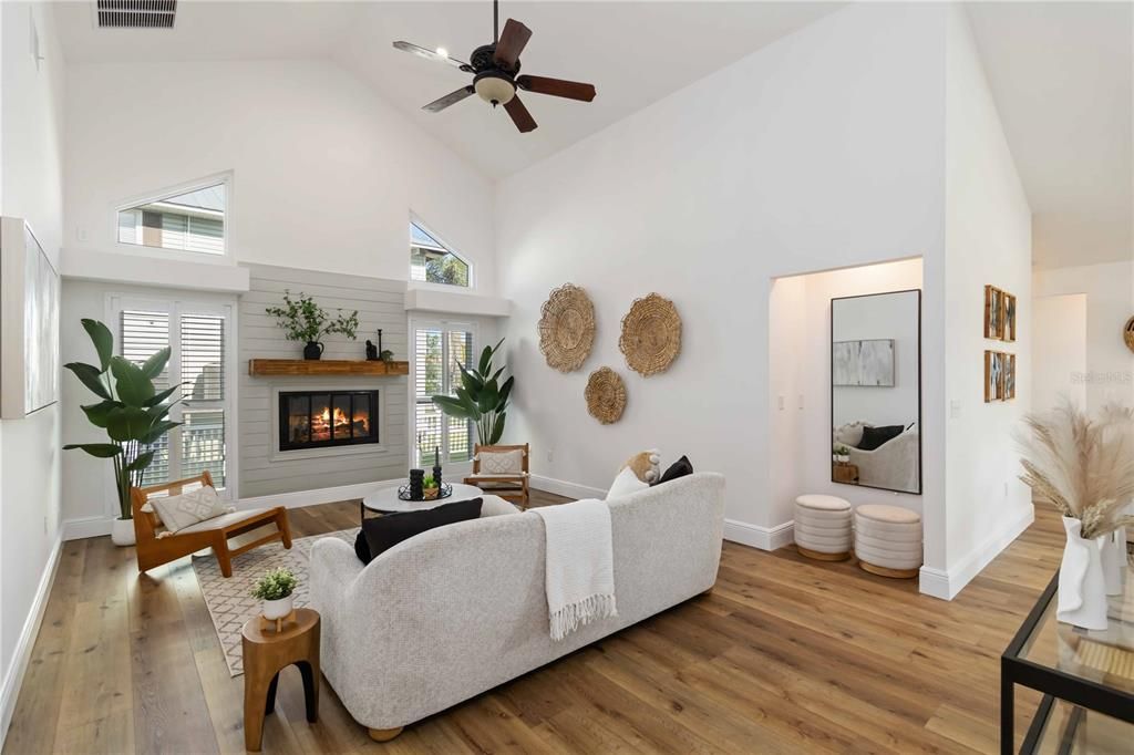 На продажу: $1,100,000 (4 спален, 3 ванн, 2777 Квадратных фут)