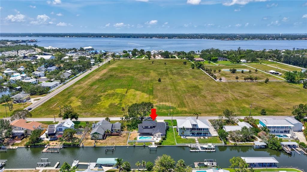 На продажу: $1,100,000 (4 спален, 3 ванн, 2777 Квадратных фут)