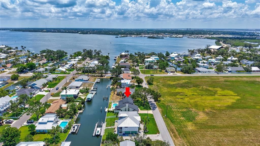 На продажу: $1,100,000 (4 спален, 3 ванн, 2777 Квадратных фут)