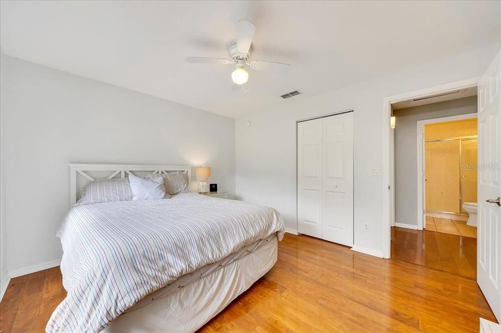 En Venta: $625,000 (3 camas, 2 baños, 1566 Pies cuadrados)