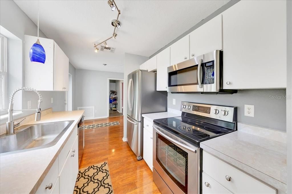 En Venta: $625,000 (3 camas, 2 baños, 1566 Pies cuadrados)