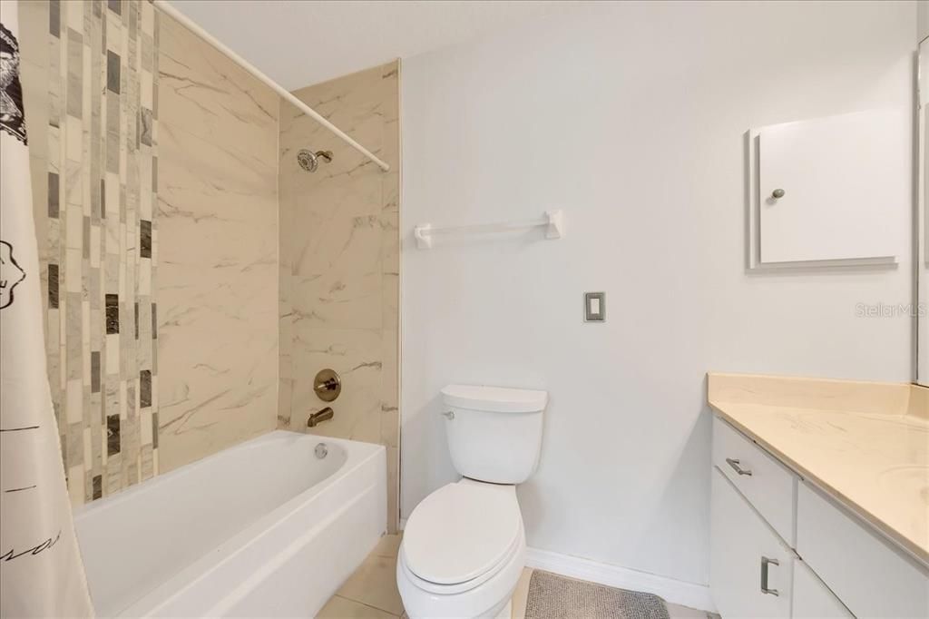 En Venta: $625,000 (3 camas, 2 baños, 1566 Pies cuadrados)