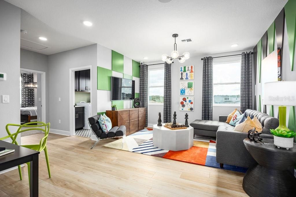 Active With Contract: $599,990 (3 beds, 2 baths, 2341 Square Feet)