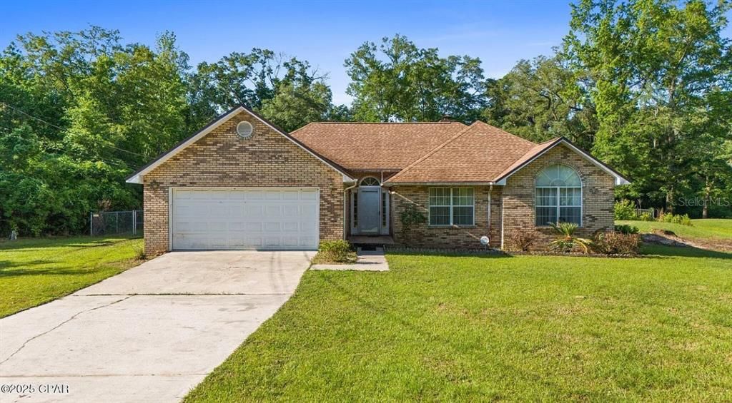 Недавно продано: $295,000 (3 спален, 2 ванн, 1842 Квадратных фут)