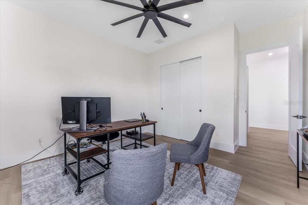 待售: $1,499,990 (4 贝兹, 3 浴室, 3197 平方英尺)