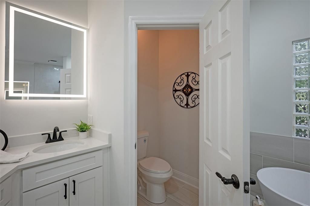 待售: $735,000 (3 贝兹, 2 浴室, 2408 平方英尺)