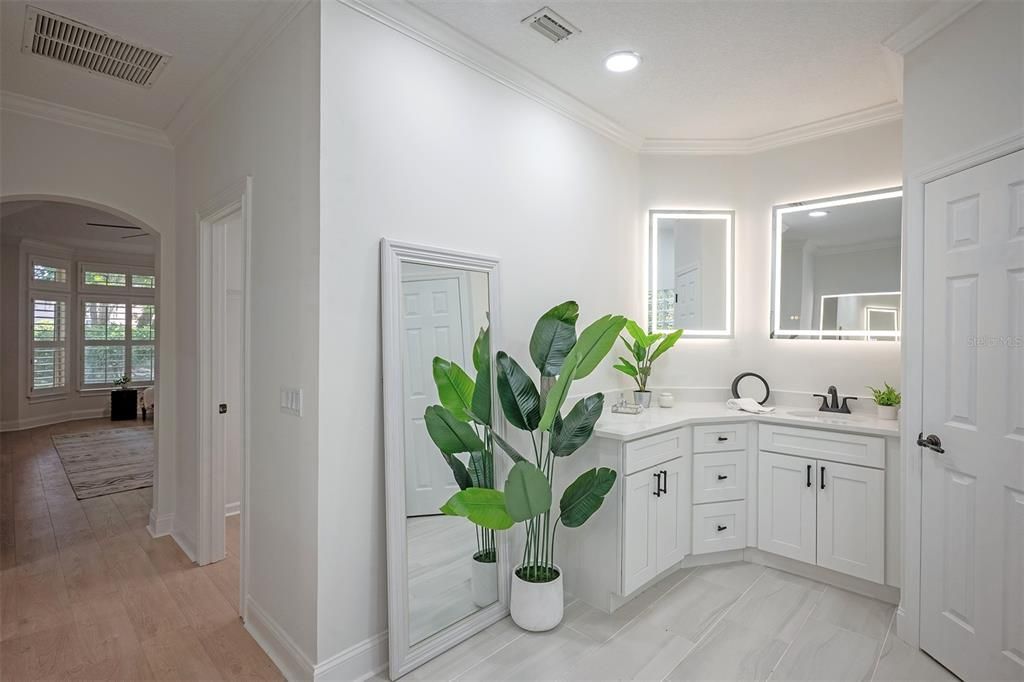 待售: $735,000 (3 贝兹, 2 浴室, 2408 平方英尺)