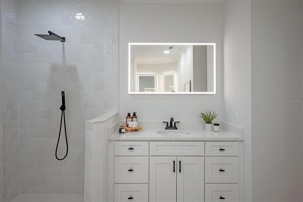 待售: $735,000 (3 贝兹, 2 浴室, 2408 平方英尺)