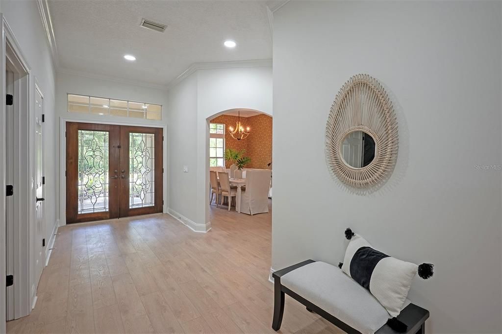 待售: $735,000 (3 贝兹, 2 浴室, 2408 平方英尺)