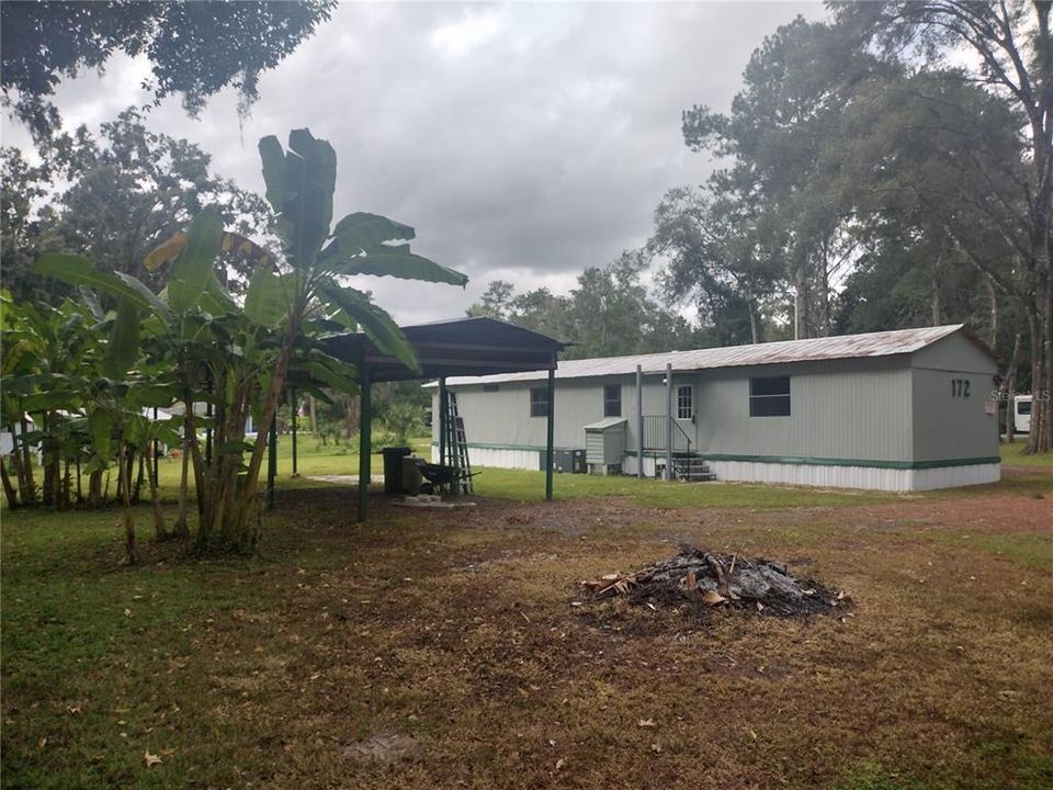 For Sale: $179,000 (2 beds, 2 baths, 868 Square Feet)