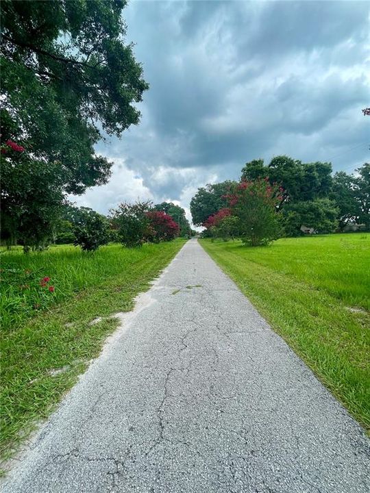 Под контрактом: $150,000 (2.07 acres)