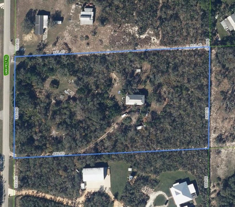 合同活跃: $399,000 (5 贝兹, 3 浴室, 2600 平方英尺)