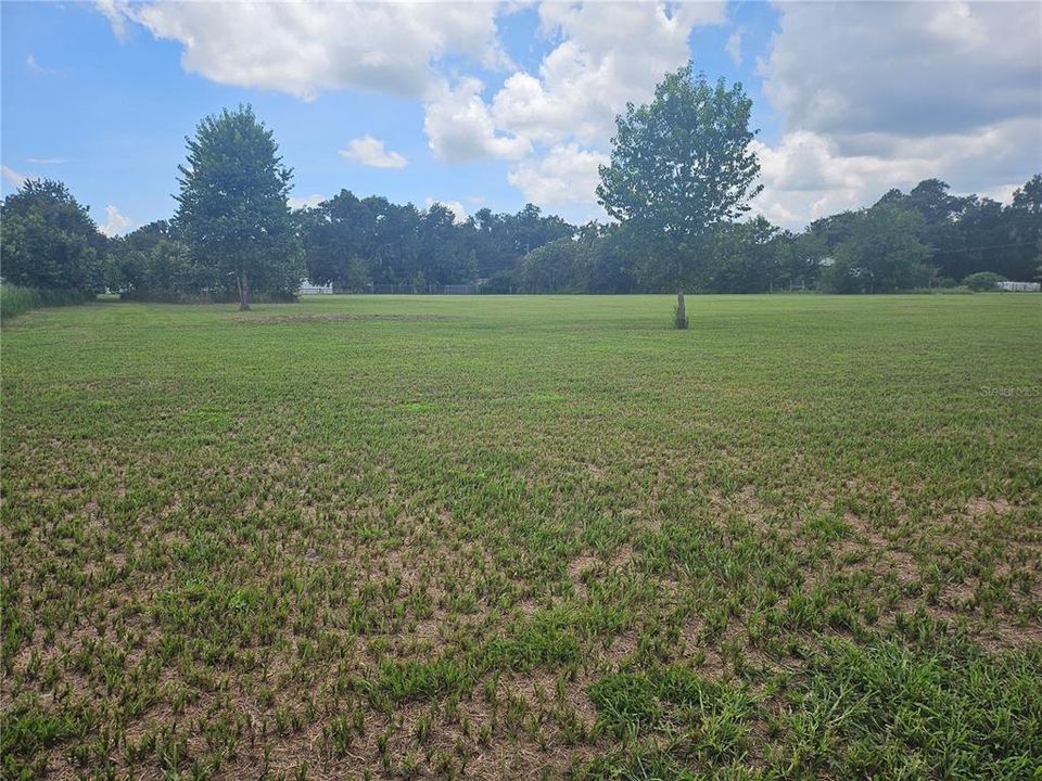 En Venta: $589,000 (5.99 acres)