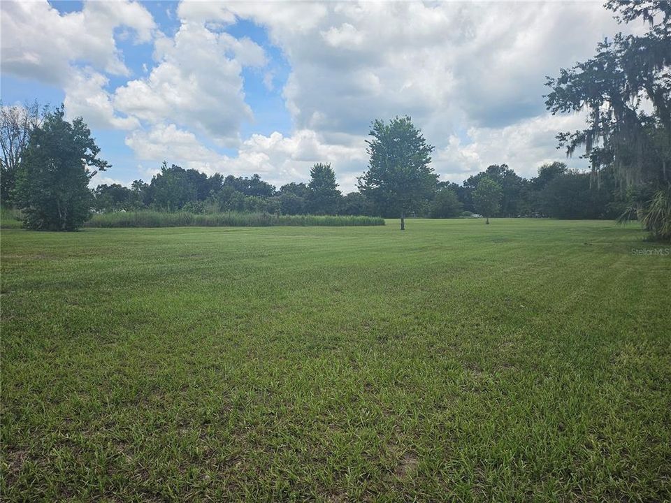 En Venta: $589,000 (5.99 acres)