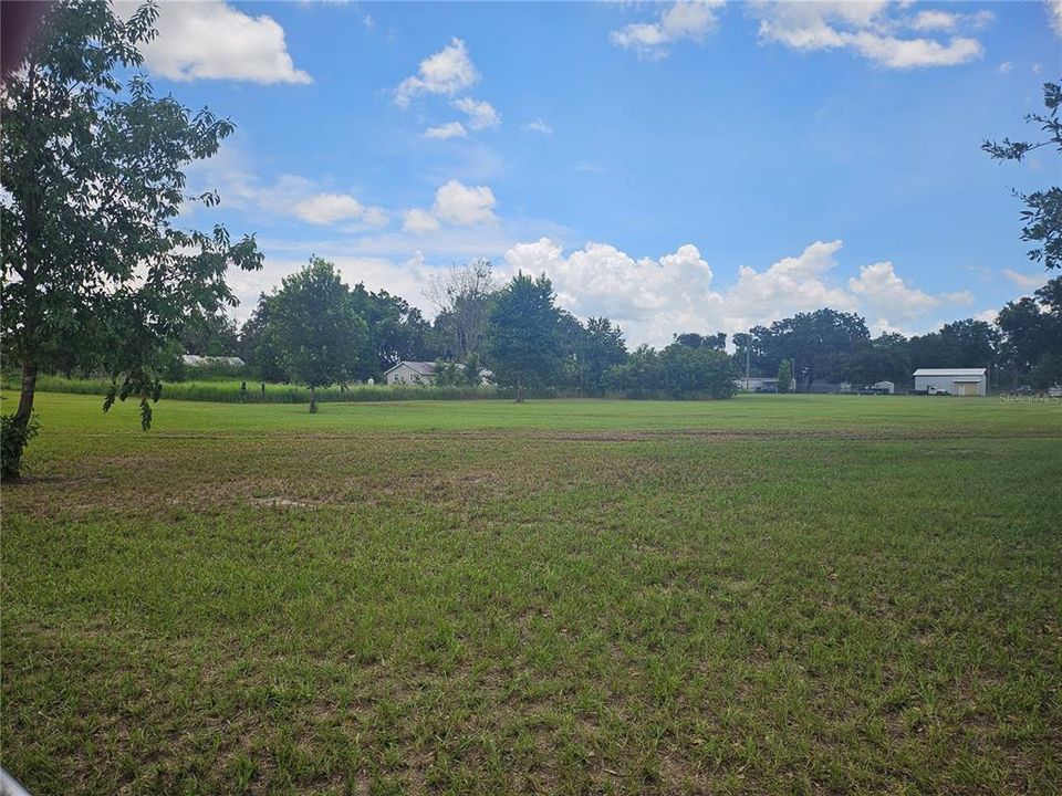 En Venta: $589,000 (5.99 acres)