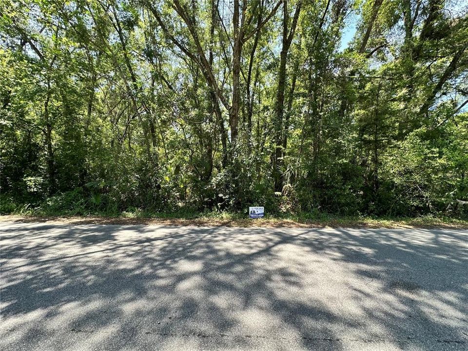 Vendido Recientemente: $25,000 (0.23 acres)