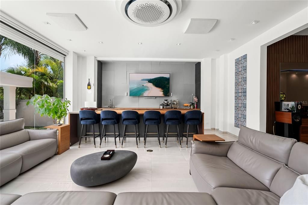 En Venta: $1,850,000 (4 camas, 3 baños, 3462 Pies cuadrados)