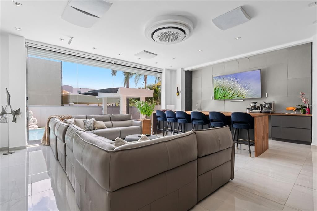 En Venta: $1,850,000 (4 camas, 3 baños, 3462 Pies cuadrados)