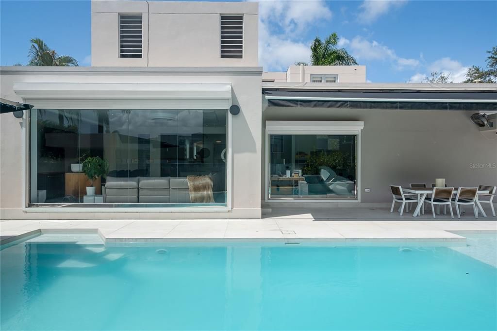 En Venta: $1,850,000 (4 camas, 3 baños, 3462 Pies cuadrados)