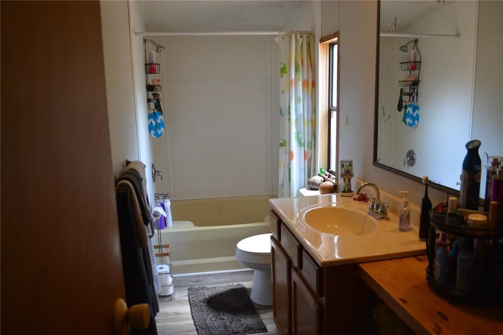 待售: $169,999 (3 贝兹, 2 浴室, 1080 平方英尺)