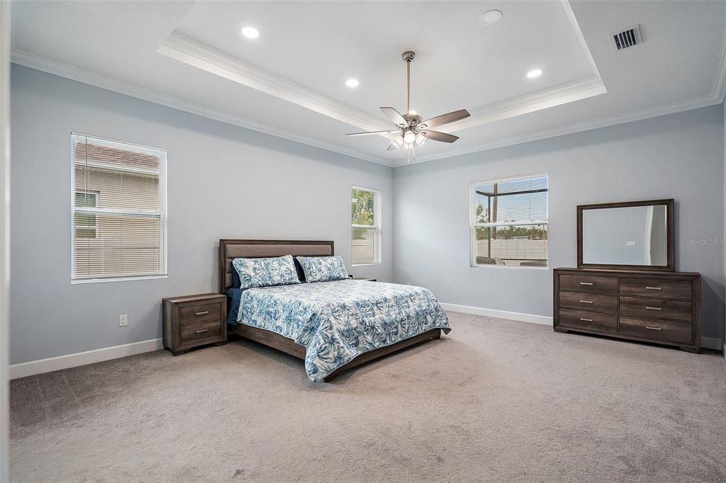 待售: $679,900 (3 贝兹, 2 浴室, 2393 平方英尺)