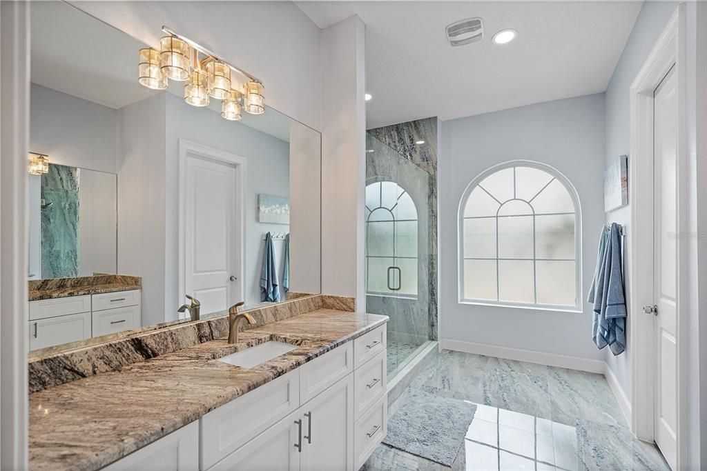 待售: $679,900 (3 贝兹, 2 浴室, 2393 平方英尺)