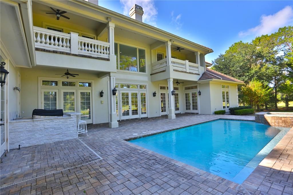 For Sale: $3,875,000 (5 beds, 5 baths, 5912 Square Feet)