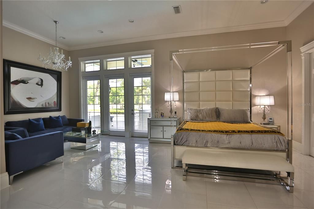 For Sale: $3,875,000 (5 beds, 5 baths, 5912 Square Feet)