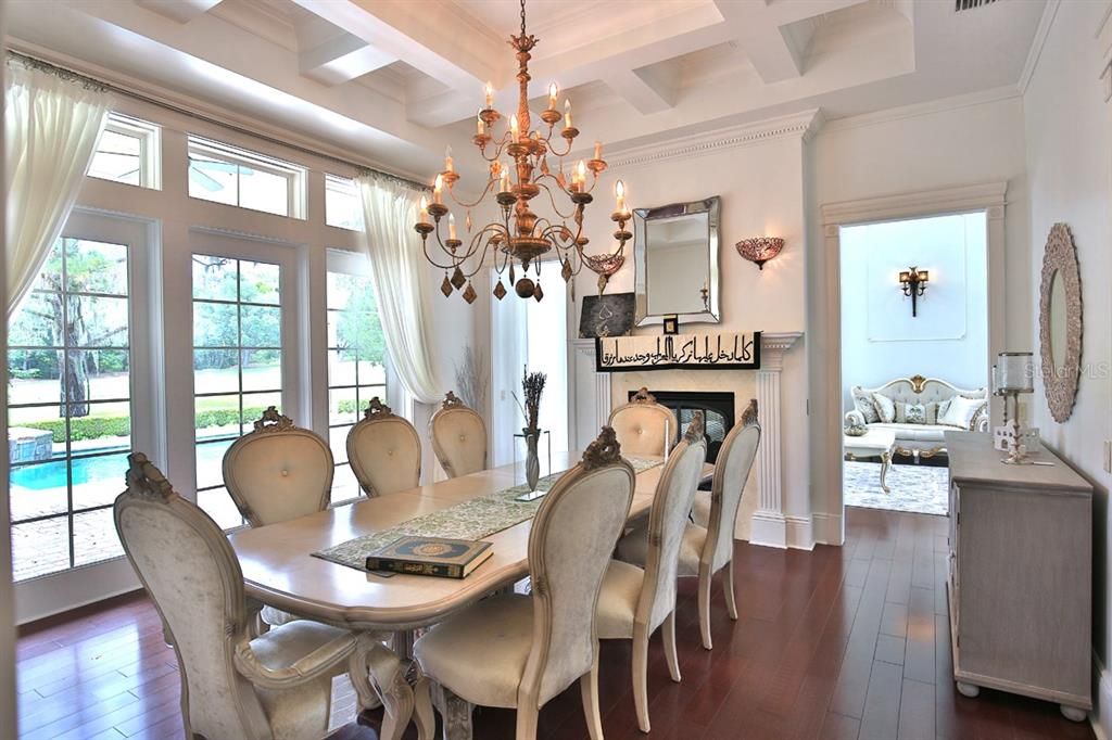 For Sale: $3,875,000 (5 beds, 5 baths, 5912 Square Feet)