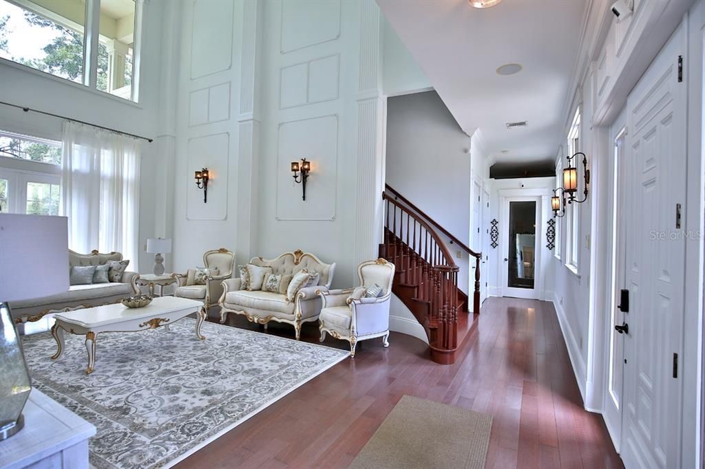 For Sale: $3,875,000 (5 beds, 5 baths, 5912 Square Feet)