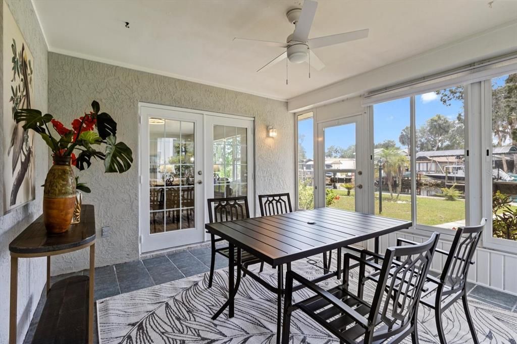 Active With Contract: $399,999 (2 beds, 2 baths, 1498 Square Feet)