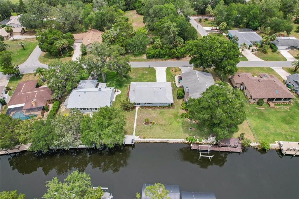 Active With Contract: $399,999 (2 beds, 2 baths, 1498 Square Feet)