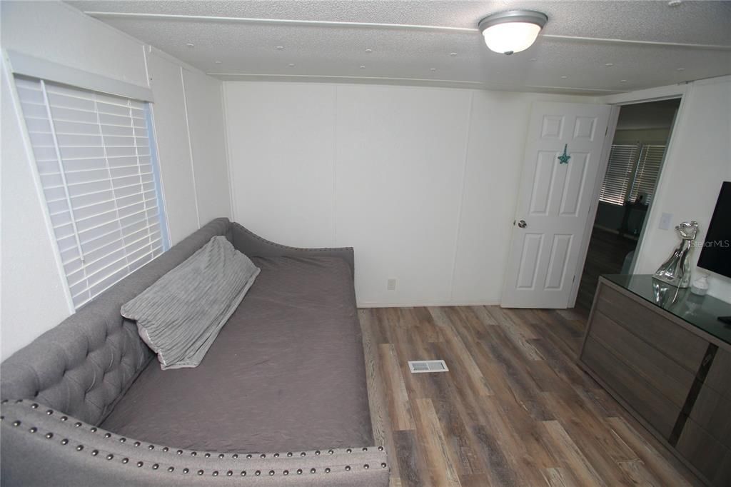 En Venta: $160,000 (3 camas, 2 baños, 1200 Pies cuadrados)