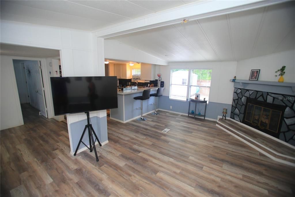 En Venta: $160,000 (3 camas, 2 baños, 1200 Pies cuadrados)