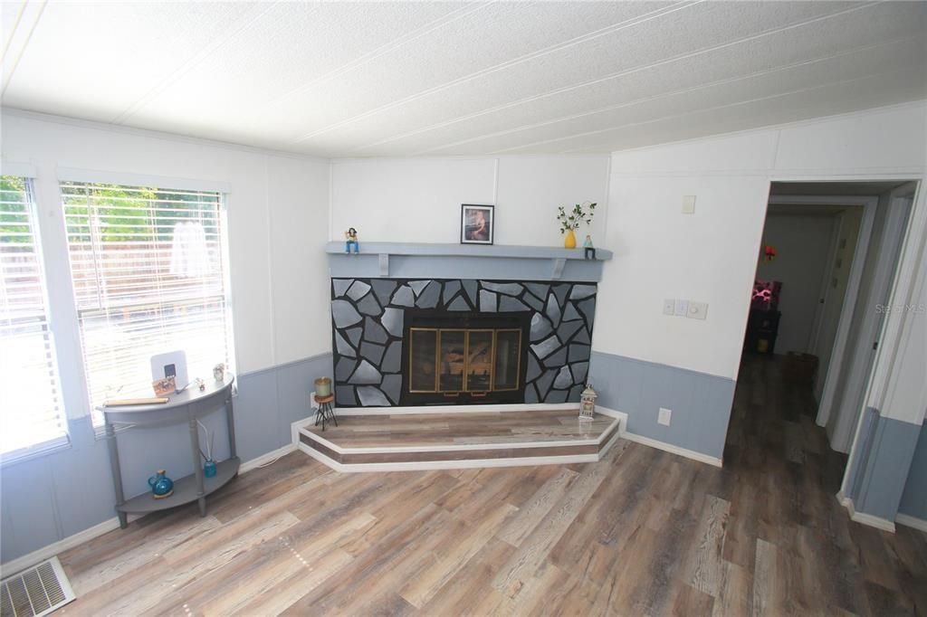 En Venta: $160,000 (3 camas, 2 baños, 1200 Pies cuadrados)