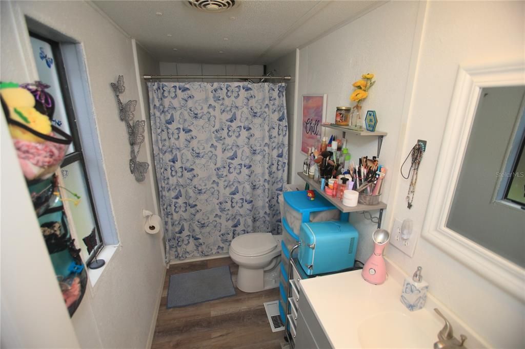 En Venta: $160,000 (3 camas, 2 baños, 1200 Pies cuadrados)