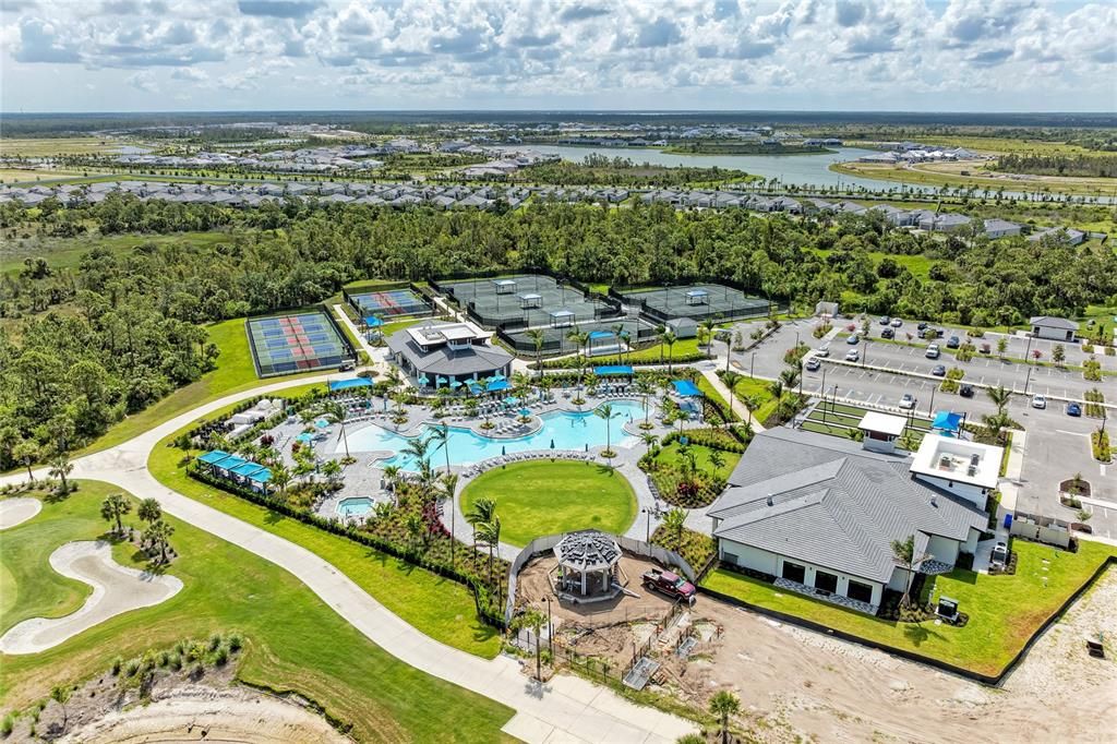 待售: $389,000 (2 贝兹, 2 浴室, 1366 平方英尺)