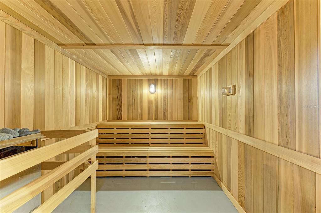 待售: $389,000 (2 贝兹, 2 浴室, 1366 平方英尺)