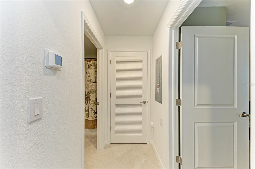 待售: $389,000 (2 贝兹, 2 浴室, 1366 平方英尺)