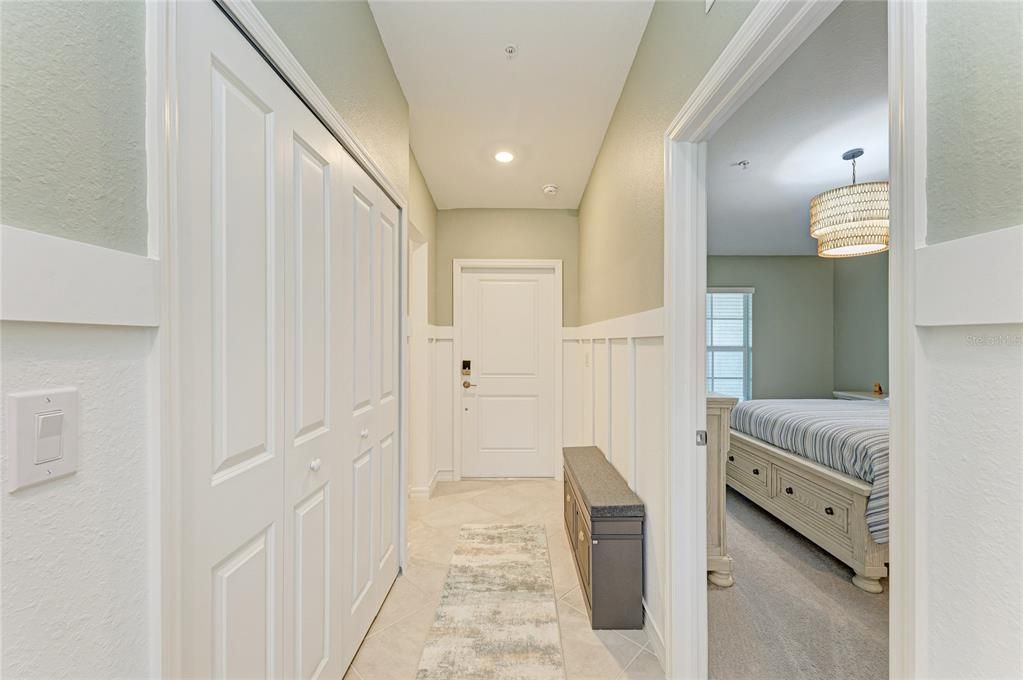 待售: $389,000 (2 贝兹, 2 浴室, 1366 平方英尺)