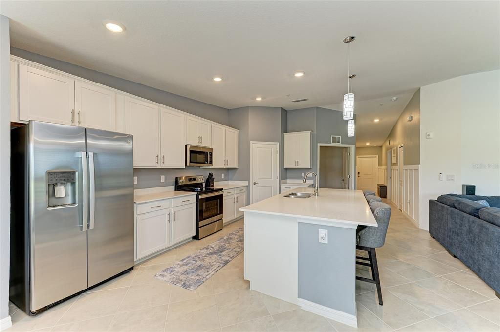 待售: $389,000 (2 贝兹, 2 浴室, 1366 平方英尺)