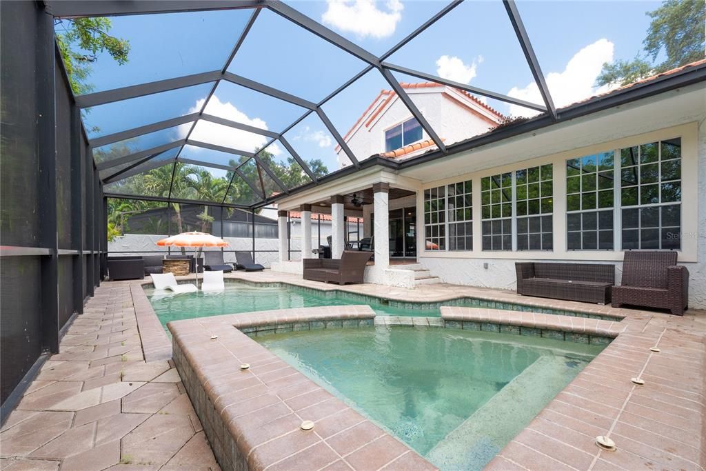 待售: $730,000 (3 贝兹, 2 浴室, 2383 平方英尺)