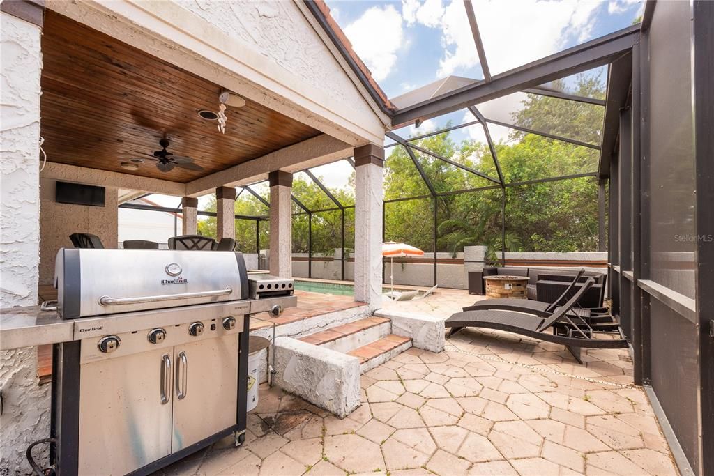 待售: $730,000 (3 贝兹, 2 浴室, 2383 平方英尺)