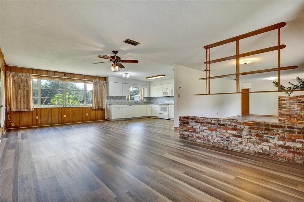 В аренду: $3,500 (3 спален, 2 ванн, 1652 Квадратных фут)