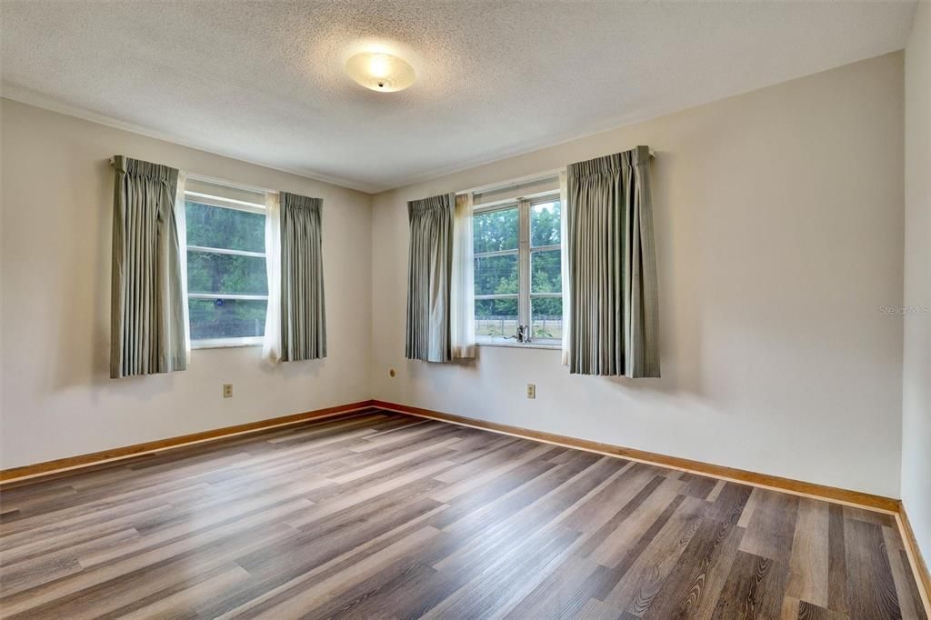 В аренду: $3,500 (3 спален, 2 ванн, 1652 Квадратных фут)