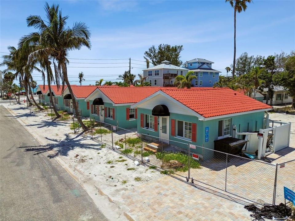 合同活跃: $3,750,000 (14 贝兹, 0 浴室, 4660 平方英尺)