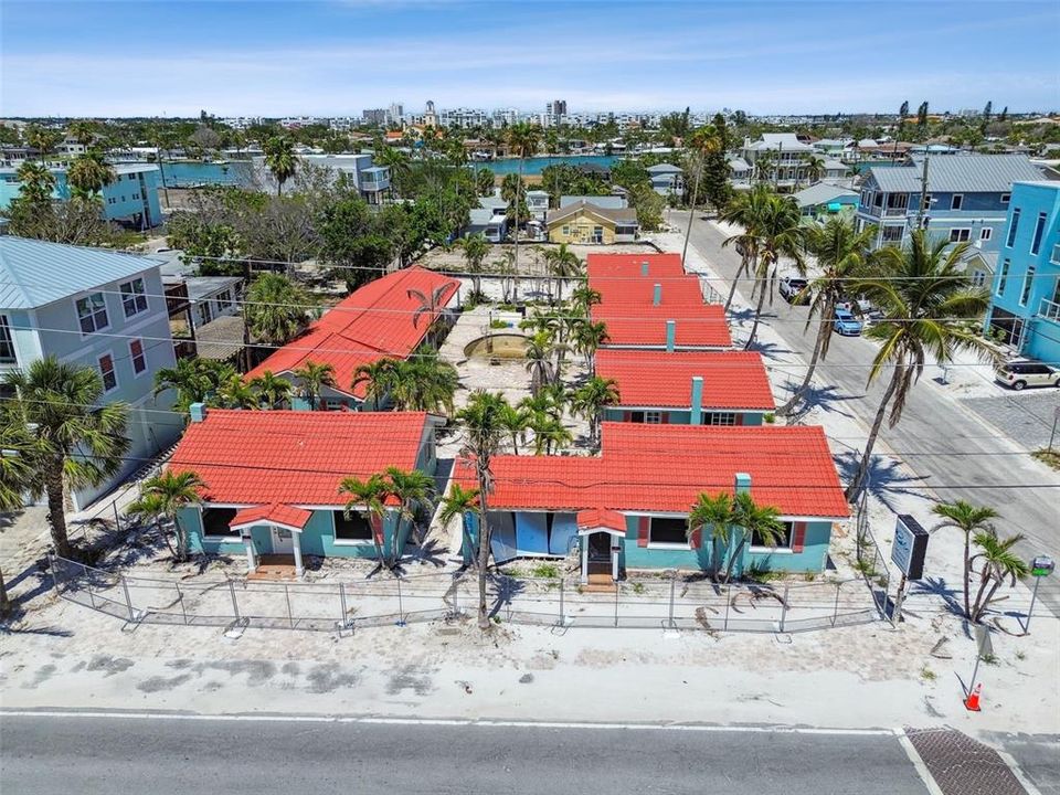 合同活跃: $3,750,000 (14 贝兹, 0 浴室, 4660 平方英尺)