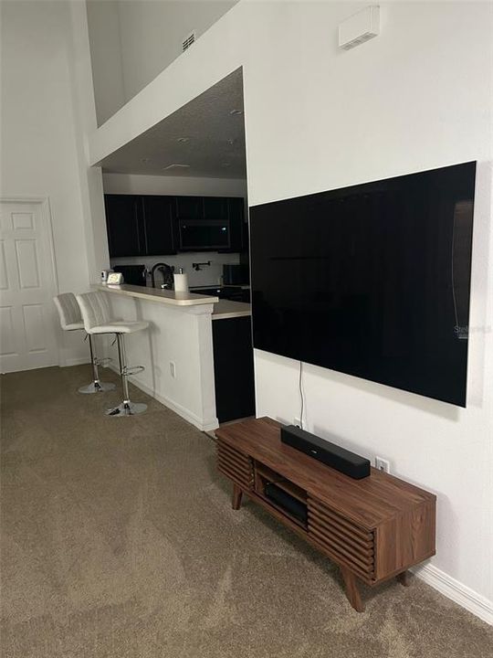 На продажу: $189,900 (2 спален, 2 ванн, 1034 Квадратных фут)