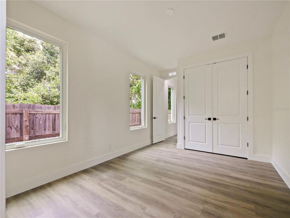 For Sale: $629,999 (3 beds, 3 baths, 1170 Square Feet)